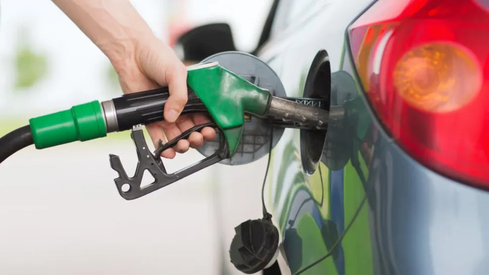Prețuri carburanți 22 aprilie 2026: Motorina s-a ieftinit din nou. Unde găsești benzină sub 8 lei