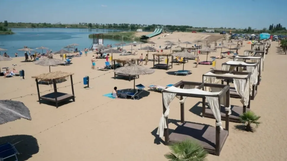 Femeie de 94 de ani, salvată de pe plaja din Eforie Nord după ce i s-a făcut rău de la căldură