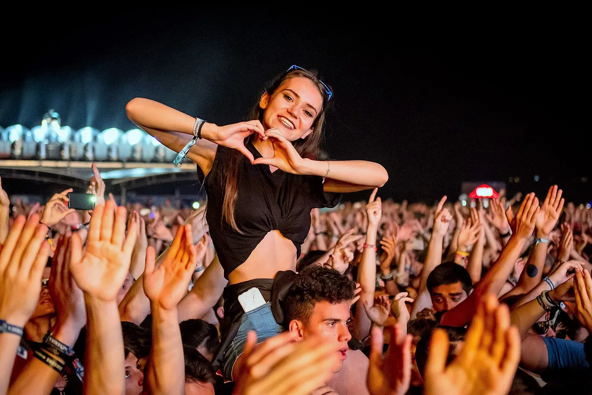 Primele 10.000 de abonamente pentru NEVERSEA 2019 s-au epuizat!