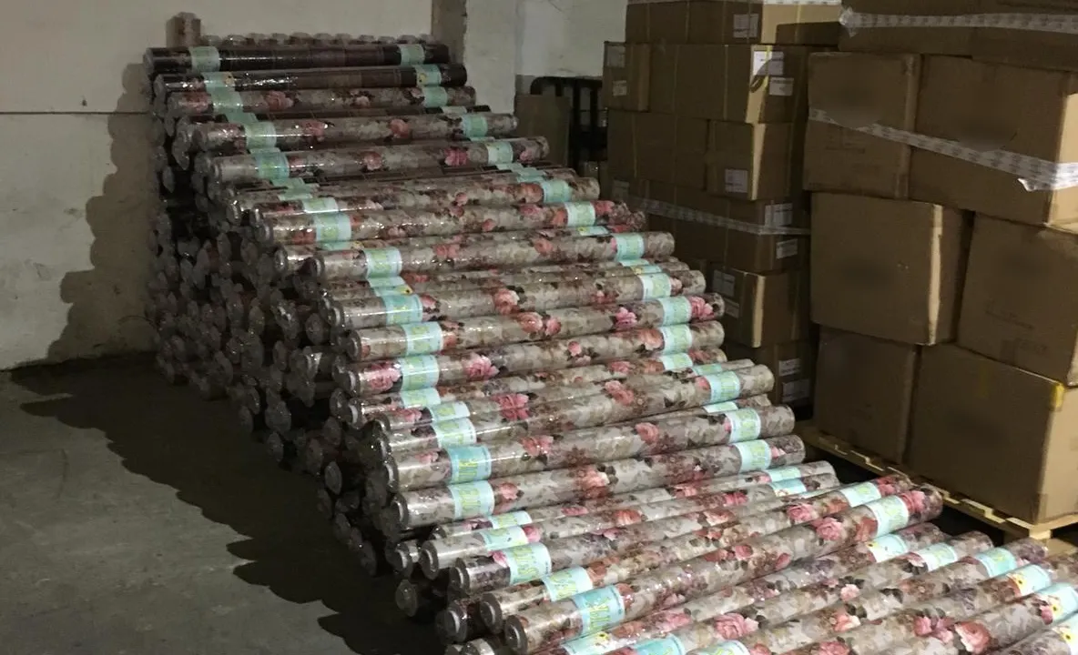 Bunuri contrafăcute în valoare de peste 180.000 lei, confiscate în Portul Constanţa