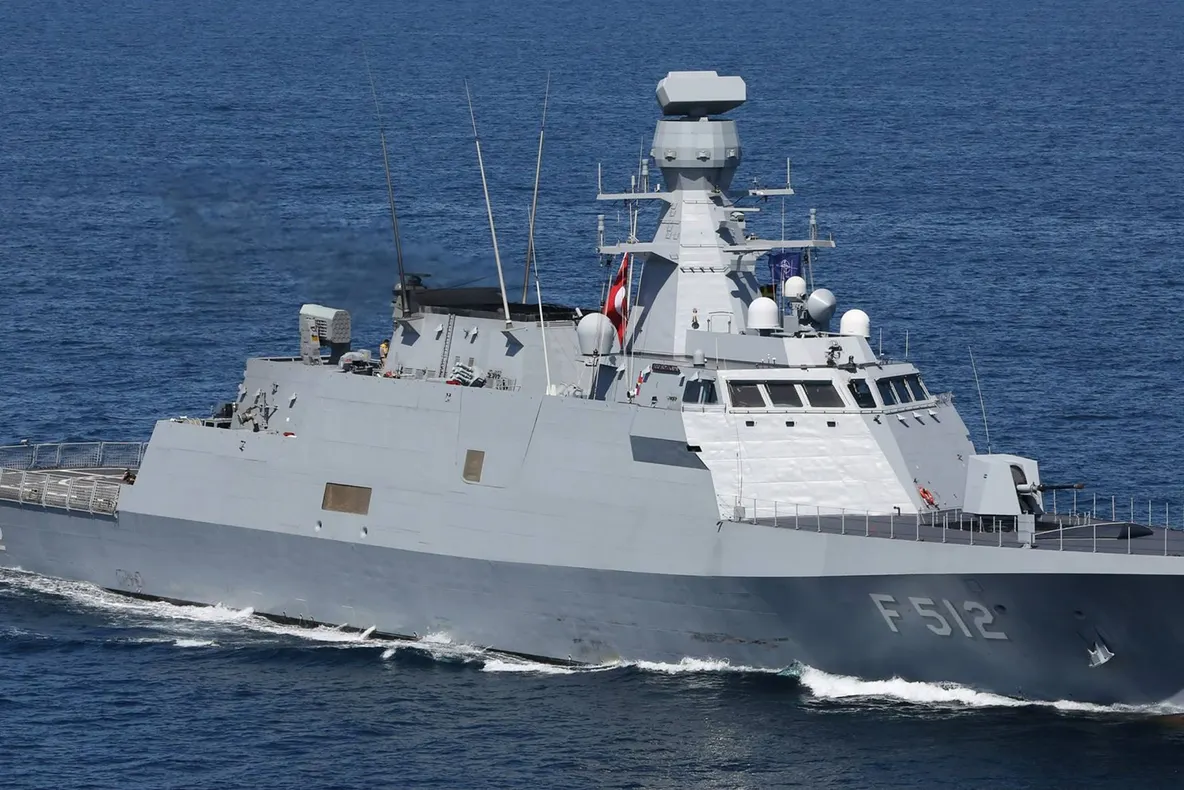 Corvetă turcească în vizită în portul Constanța