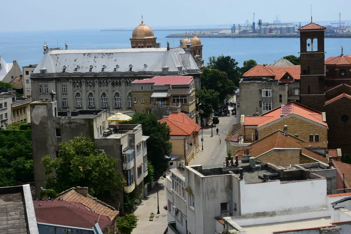 Trafic rutier restricționat în zona Catedralei Arhiepiscopale