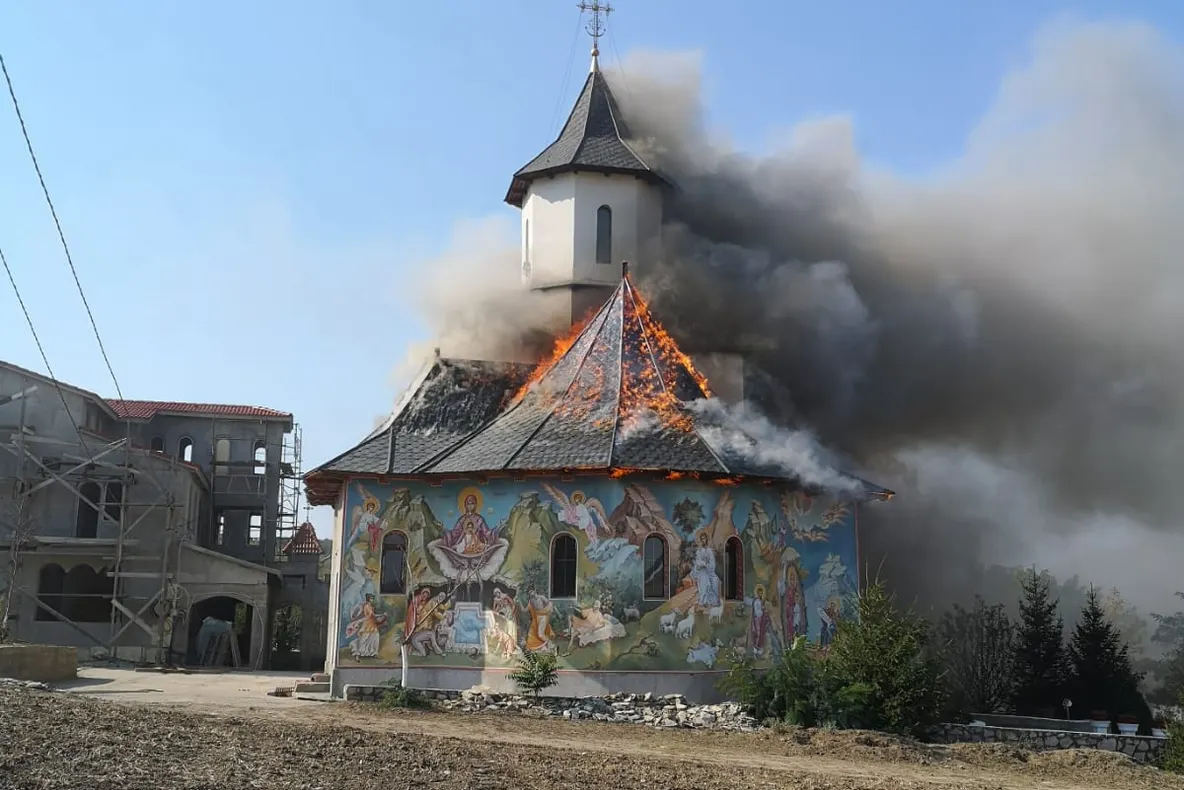 Reprezentanții mănăstirii de la Urluia, amendați de ISU „Dobrogea”