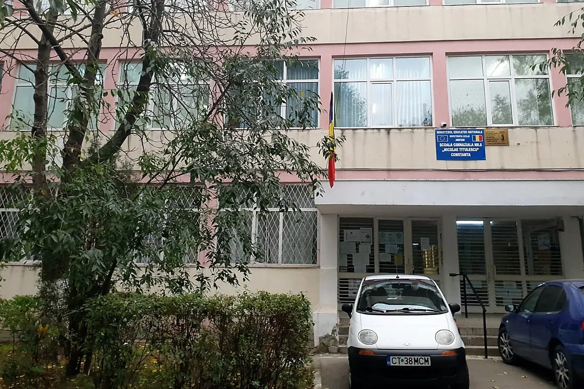 Altercația în urma căruia un elev a fost înjunghiat de un coleg a pornit de la un joc video online (video)