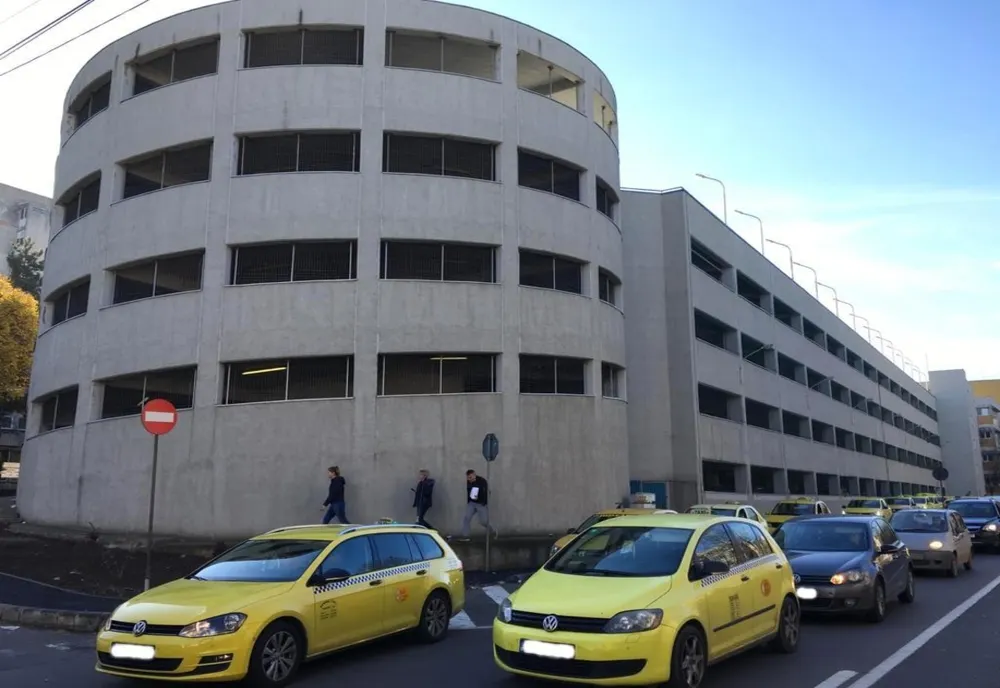Parcarea supraetajată din zona Spitalului Clinic Județean de Urgență Constanța a devenit funcțională