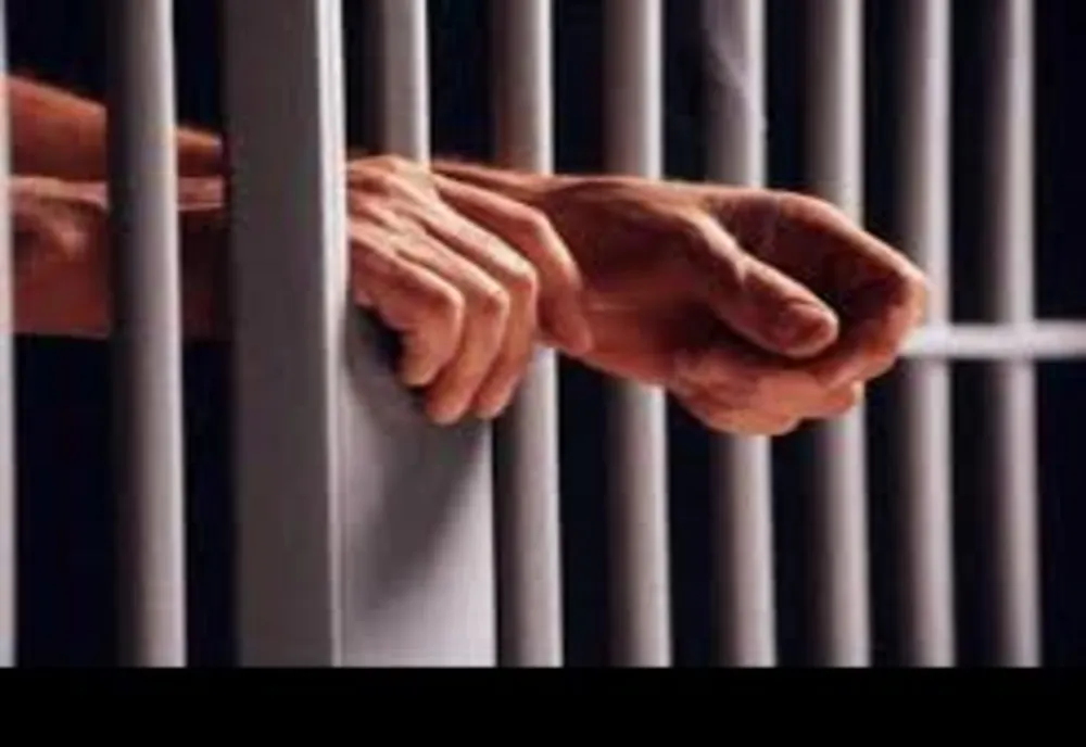 Proxenet prins de polițiști și trimis după gratii