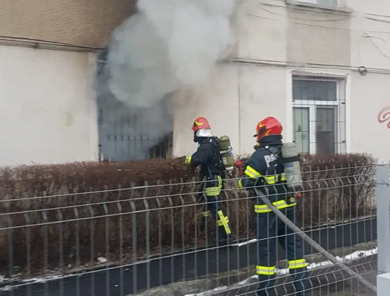 Anchetă la Medgidia. 250 de tone de gunoaie au ars noaptea trecută