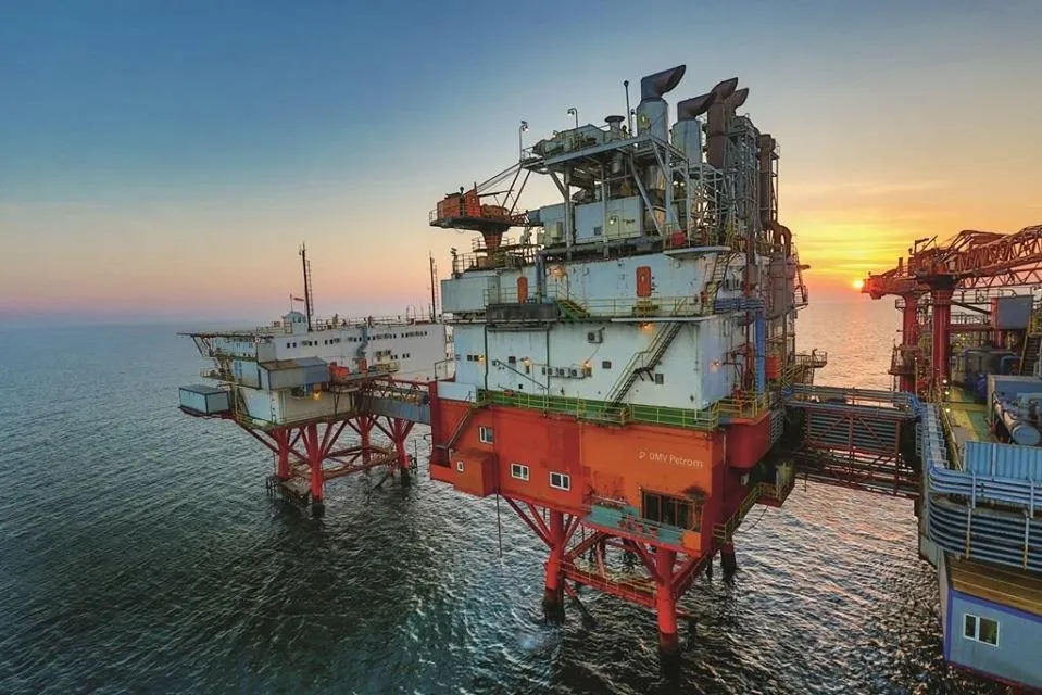 Modificarea legii offshore, condiția pusă de OMV Petrom pentru exploatarea gazelor din Marea Neagră