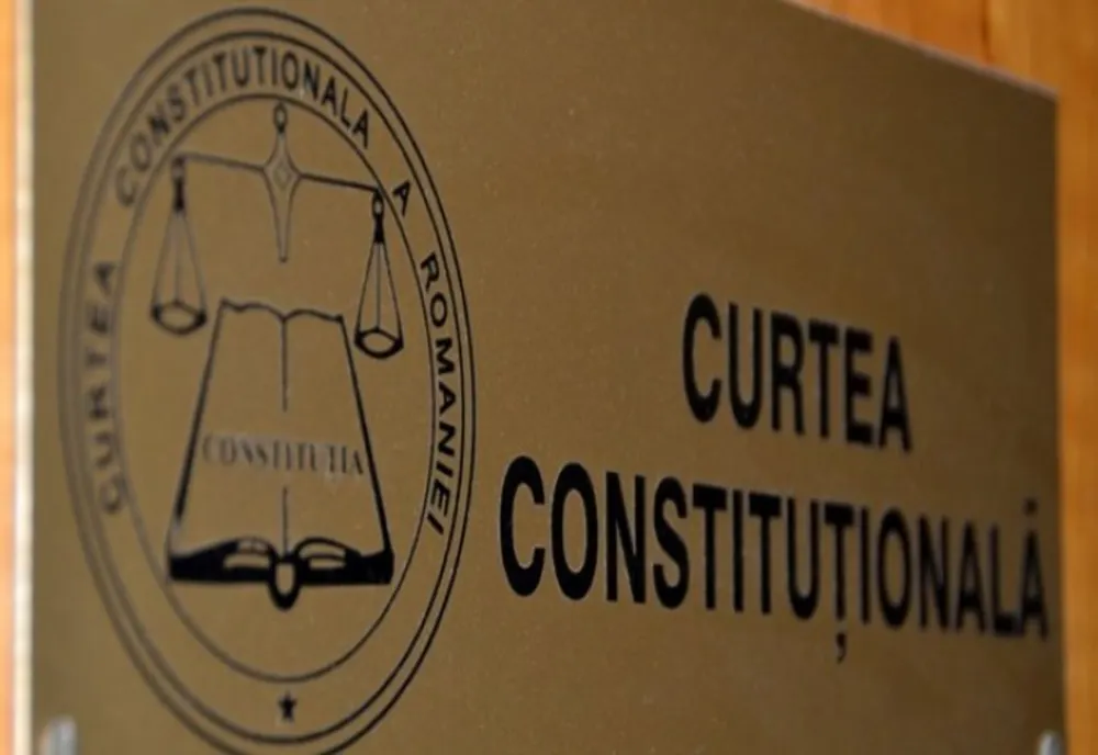 CCR a amânat până pe 6 mai decizia privind desfiinţarea pensiilor speciale