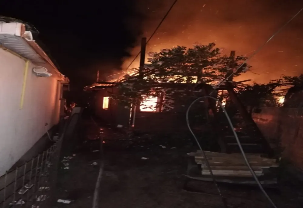FOTO | Incendiu violent în Năvodari