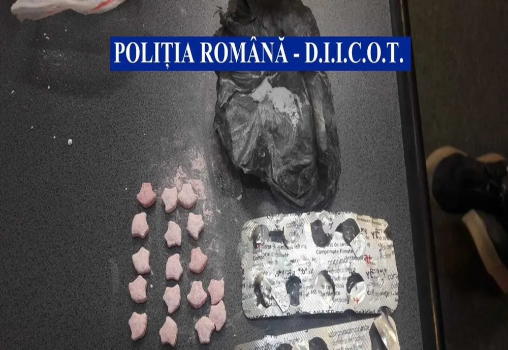 FOTO VIDEO| Razie printre vamaioți într-o acţiune privind traficul de droguri