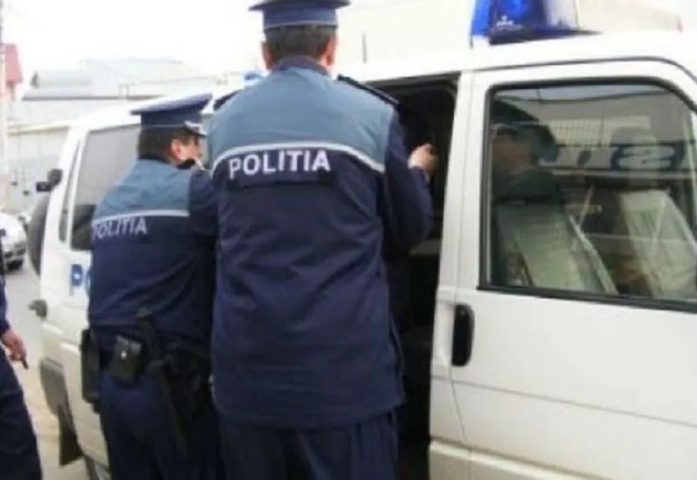 Băcăuan “săltat” de polițiști după ce a fost prins cu alba-neagra în Costinești
