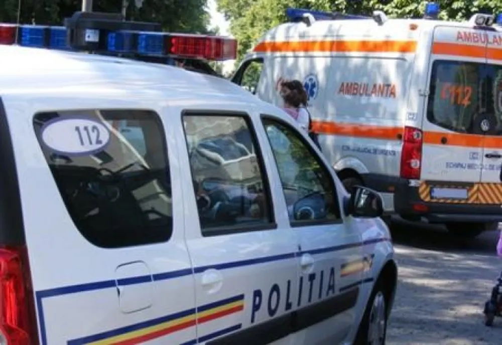 Incident șocant, bărbat găsit mort în dreptul unui bloc