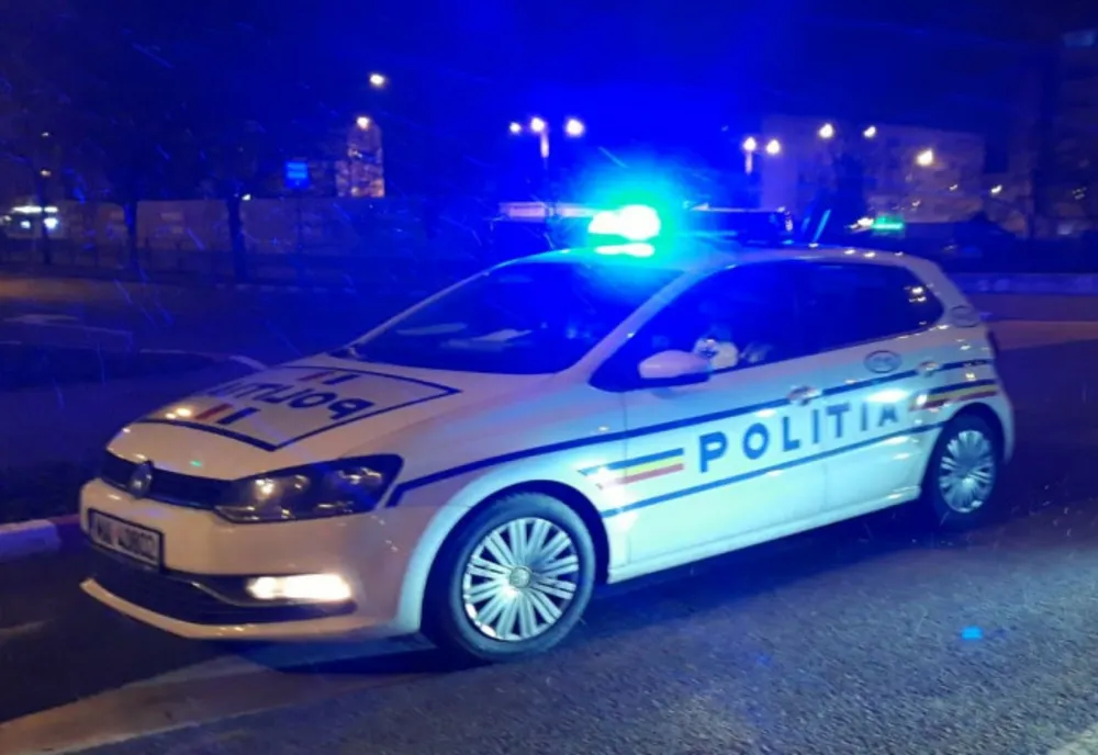 O femeie  a murit după ce s-a răsturnat cu mașina pe DN 39