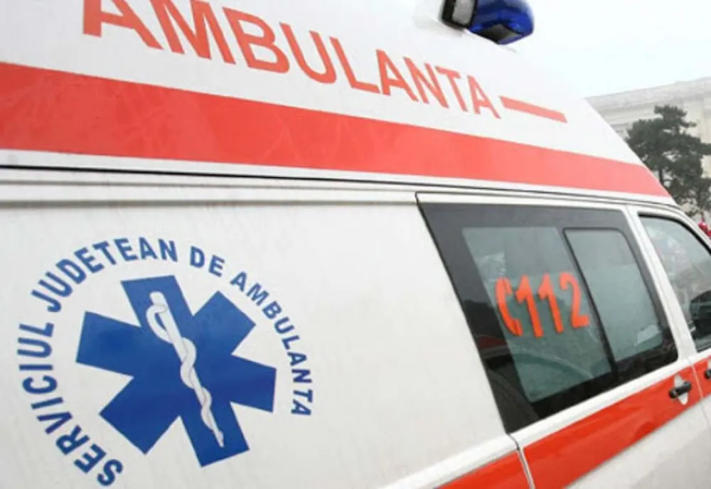 O mașină a căzut de pe podul IPMC din Constanța