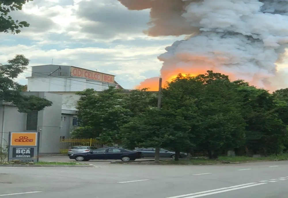 Amenda dată de Garda de Mediu după incendiul izbucnit la fabrica de BCA din Constanța