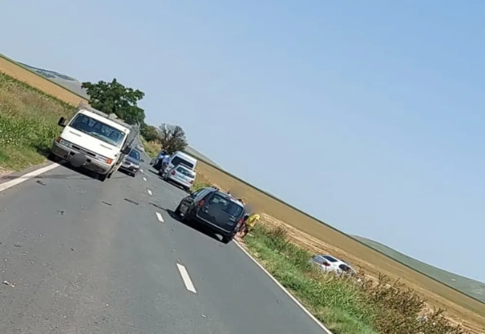 Accident grav pe DN22A. Intervine elicopterul SMURD
