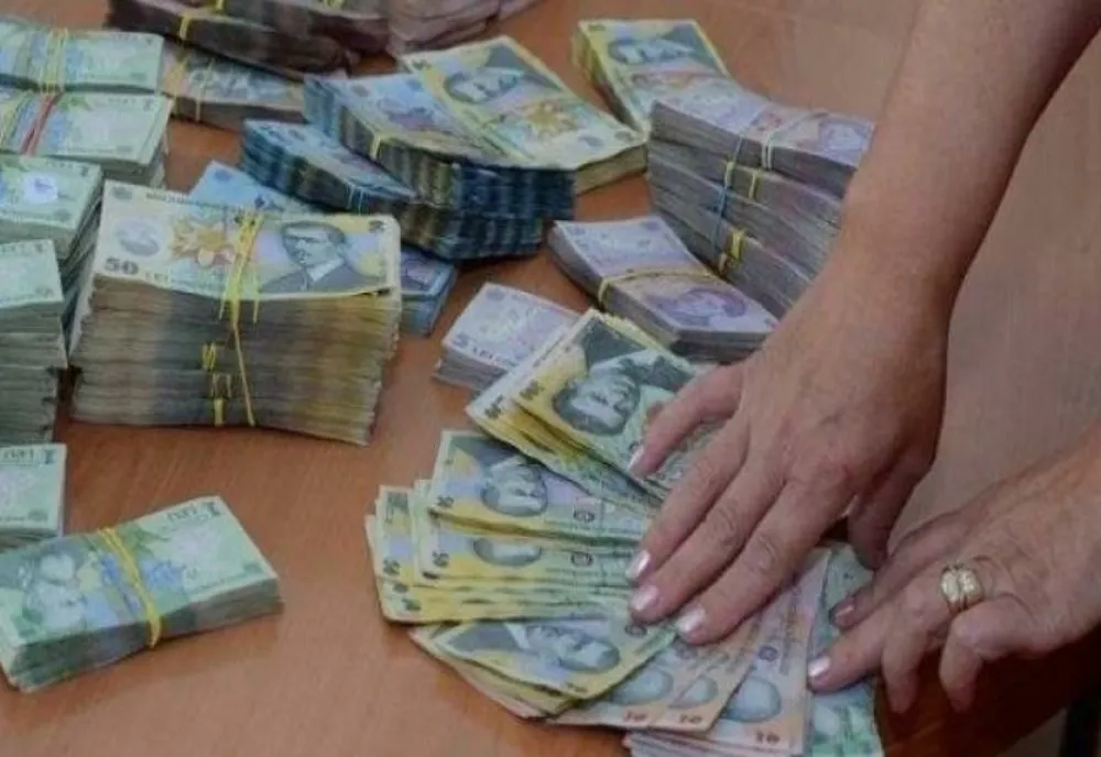 Pensiile speciale și salariile bugetarilor ÎNGHEAȚĂ! Marcel Ciolacu: „Avem un grad de îndatorare de 50% din PIB”