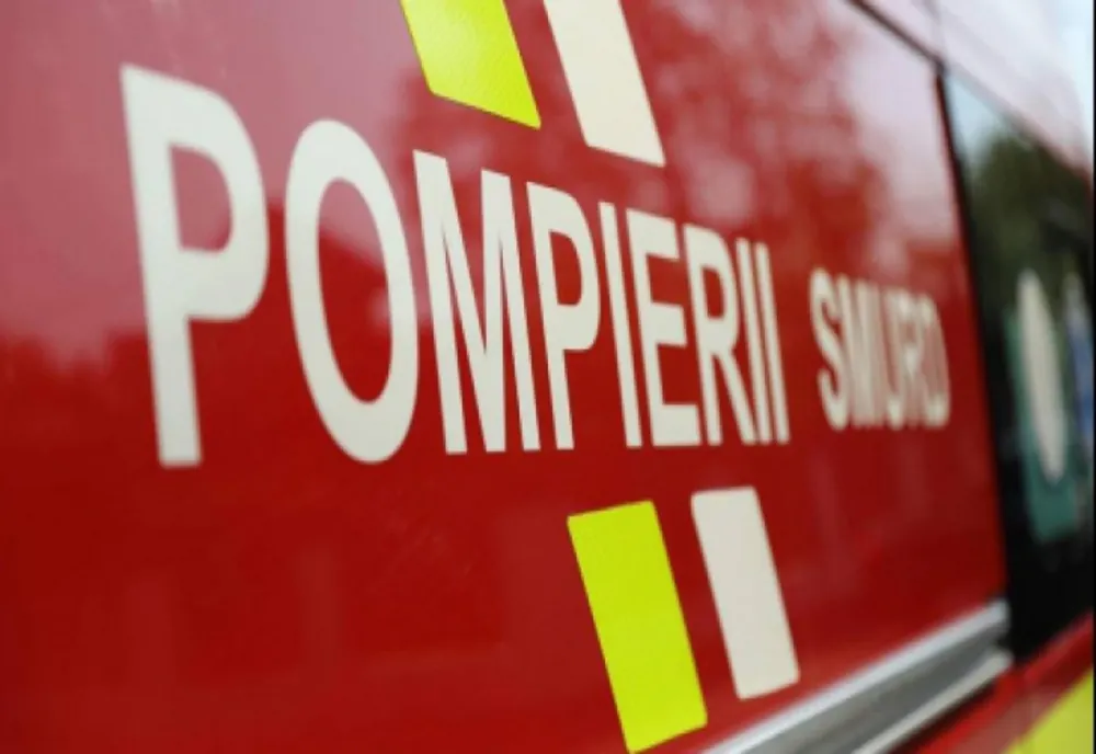 Autoturism intrat în șanț pe DN2A. 5 victime, printre care trei copii