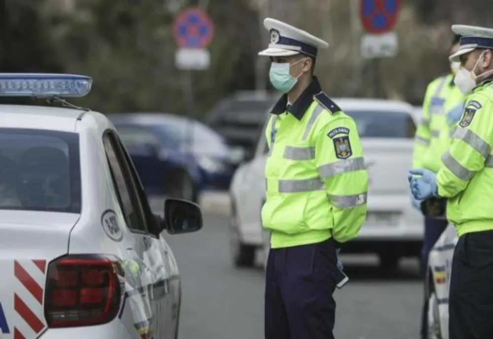 Neacordarea de prioritate, în atenția polițiștilor rutieri. 24 de permise de conducere suspendate