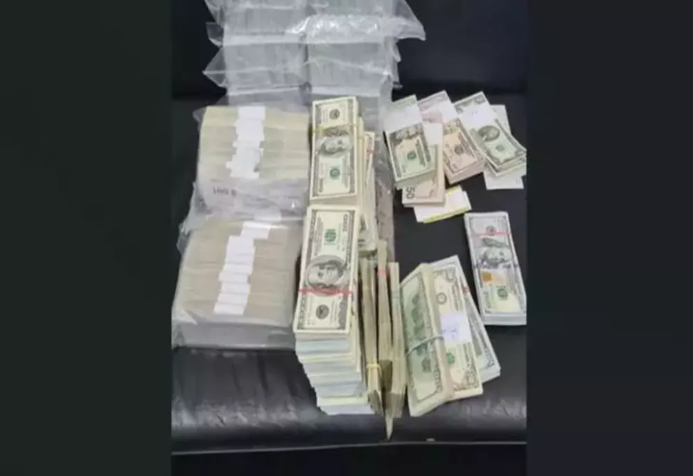 Captură impresionantă la graniță! O familie de ucraineni a încercat să intre în țară cu aproape 2 milioane de dolari