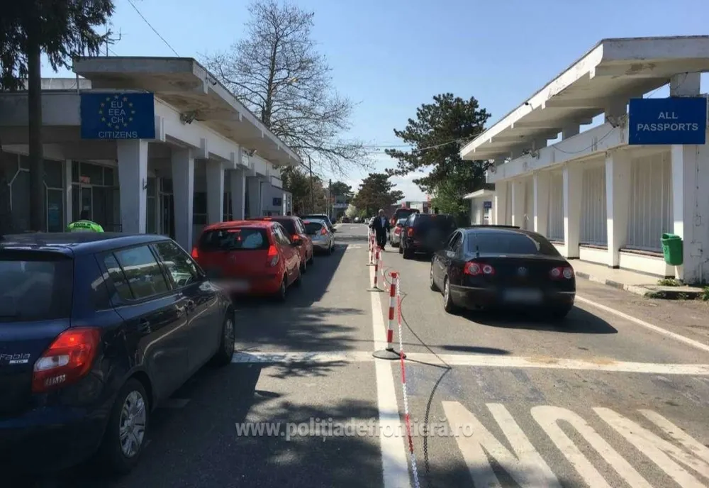 Aglomerație la frontiera cu Bulgaria. Cozi la Vama Veche și Negru Vodă
