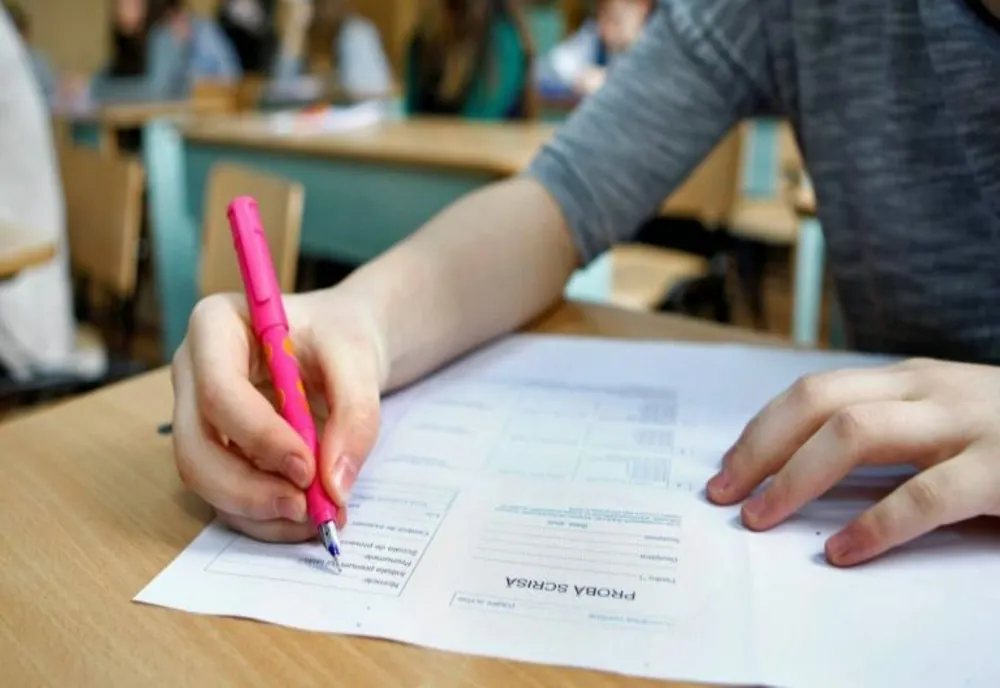 Peste1200  de absolvenți așteptați la examenul național de Bacalaureat, sesiunea de toamnă
