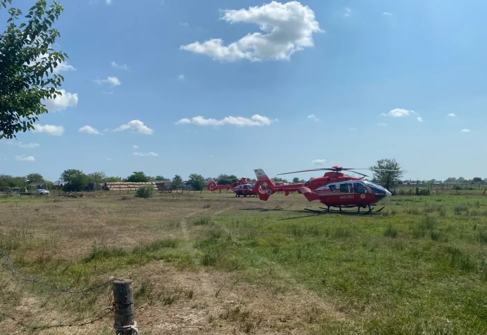 5 răniţi preluaţi cu elicopterele, după ce o căruţă s-a răsturnat. Printre victime se numără și un copil