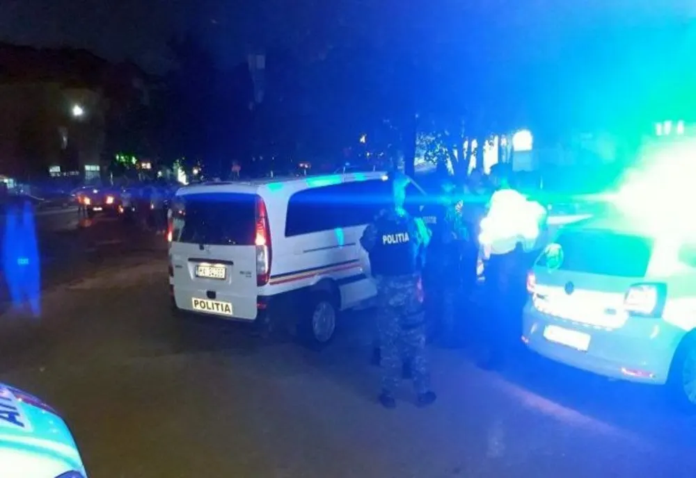 Beție și scandal în plină stradă. Trei persoane au ajuns la spital