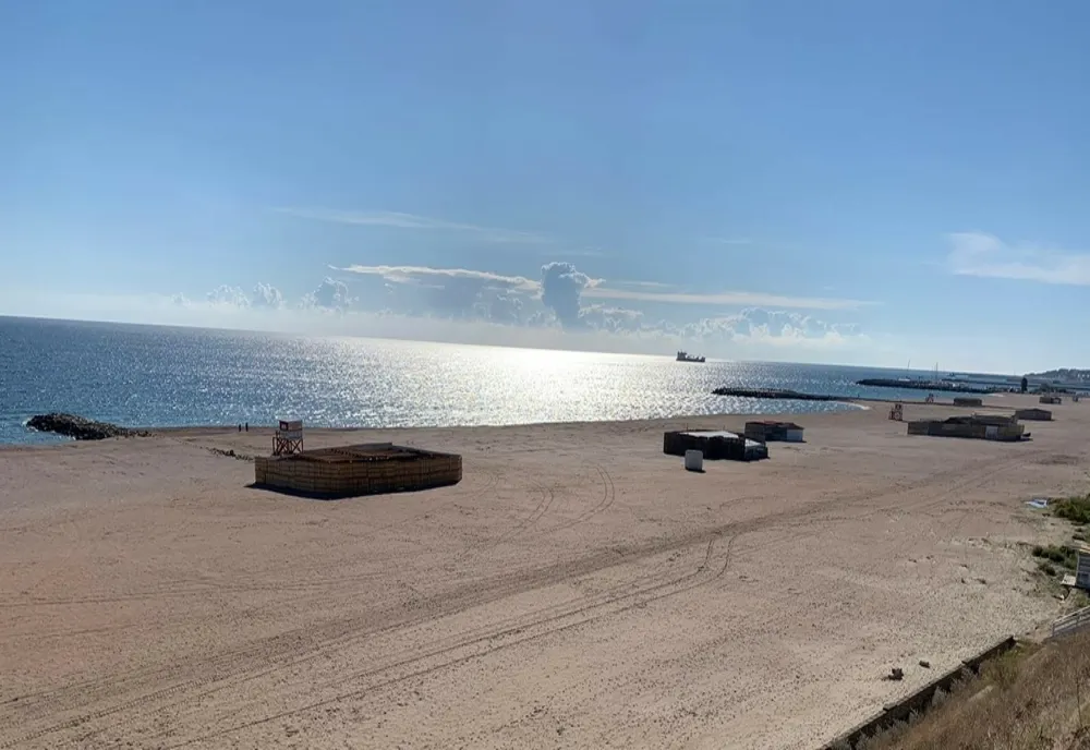 Plajele au fost preluate de către ABADL