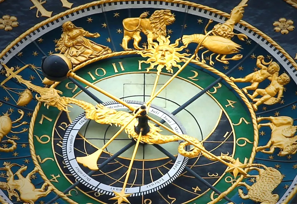 Horoscop 14 ianuarie 2023 - Ziua de sâmbătă pornește greu pentru o zodie, toate planurile sunt date peste cap