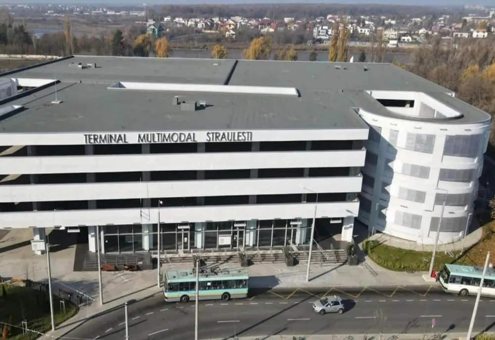 Autorităţile publice locale pot implementa proiecte de infrastructură feroviară printr-un parteneriat cu Ministerul Transporturilor