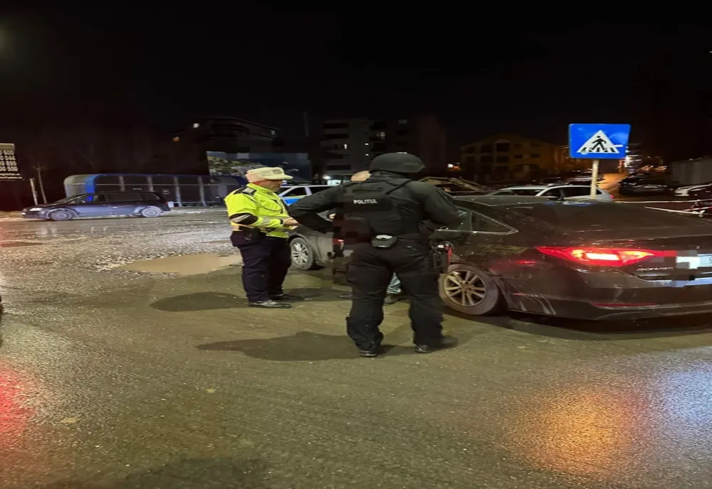 Razie de noapte a polițiștilor. Amenzi pe bandă rulantă