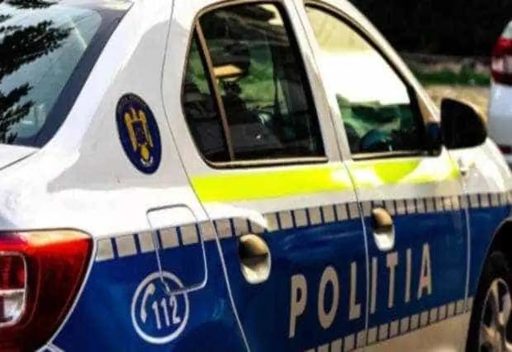DOUĂ ADOLESCENTE AGRESATE FIZIC ÎN CONSTANȚA. POLIȚIA A DESCHIS DOSAR PENAL DUPĂ APARIȚIA IMAGINILOR ÎN MEDIUL ONLINE
