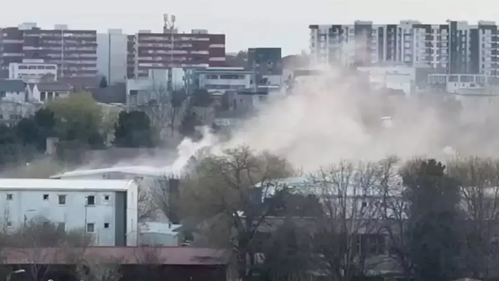 Plan Roșu de Intervenție activat în Constanța: incendiu masiv într-un bloc. Mai multe persoane se află în interior