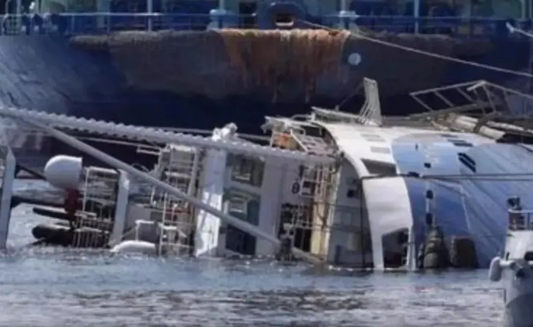 Remorcherul Astana, scos de pe fundul Mării Negre. În epavă se află trupurile a trei marinari