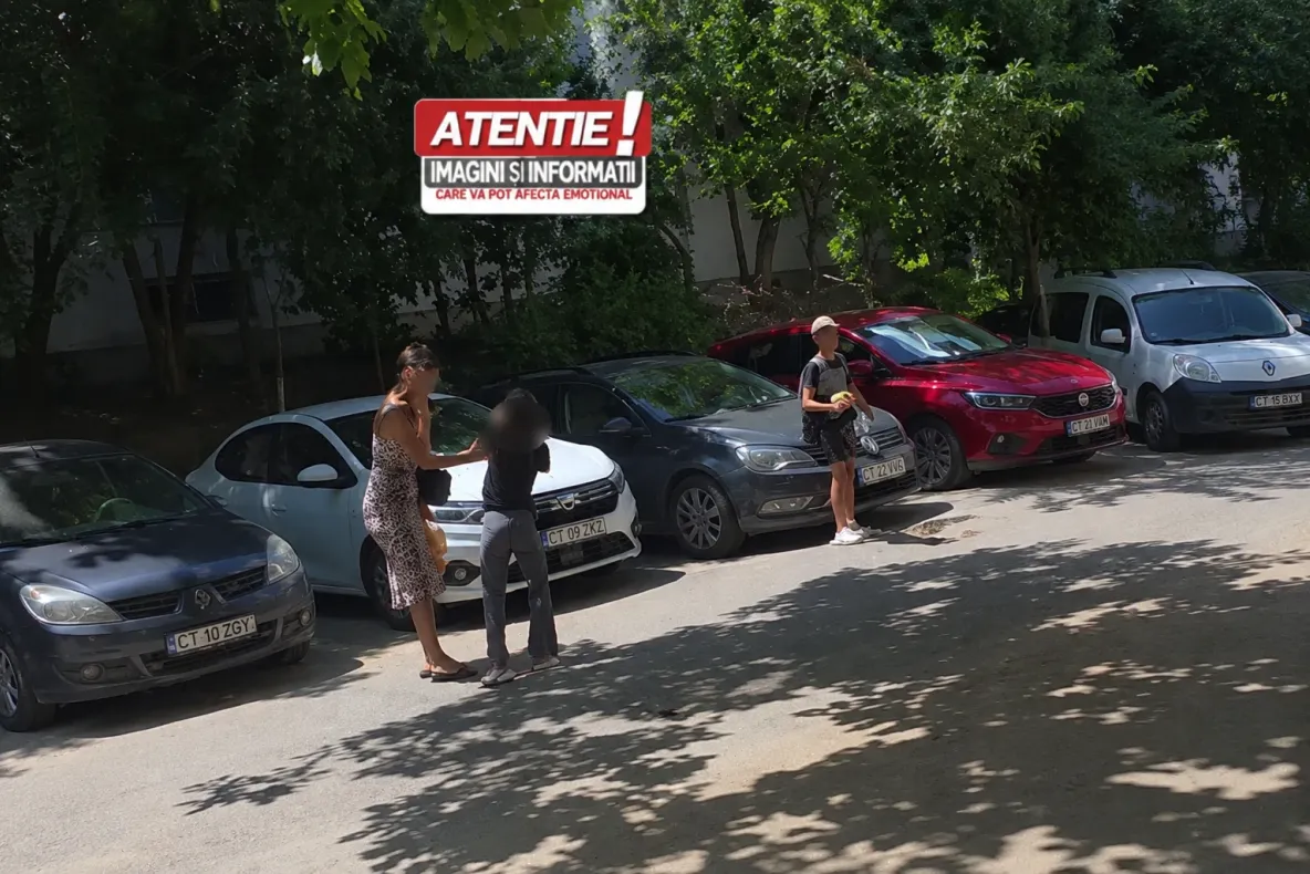 Fetiță bătută de mamă în plină stradă, la Constanța! Imagini cu puternic impact emoțional