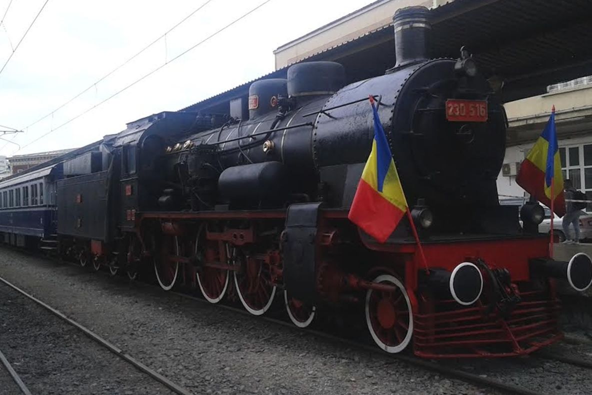 Magie și fast regal în Dobrogea. Trenul Regal porneşte într-o călătorie simbolică pe ruta  Fetești-Cernavodă- Medgidia-Constanța