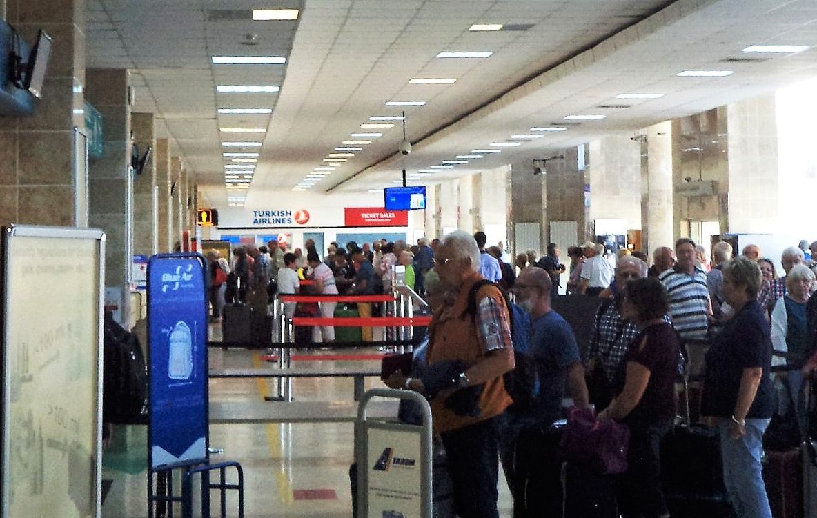 Trafic de pasageri în creștere pe Aeroportul de la Mihail Kogălniceanu