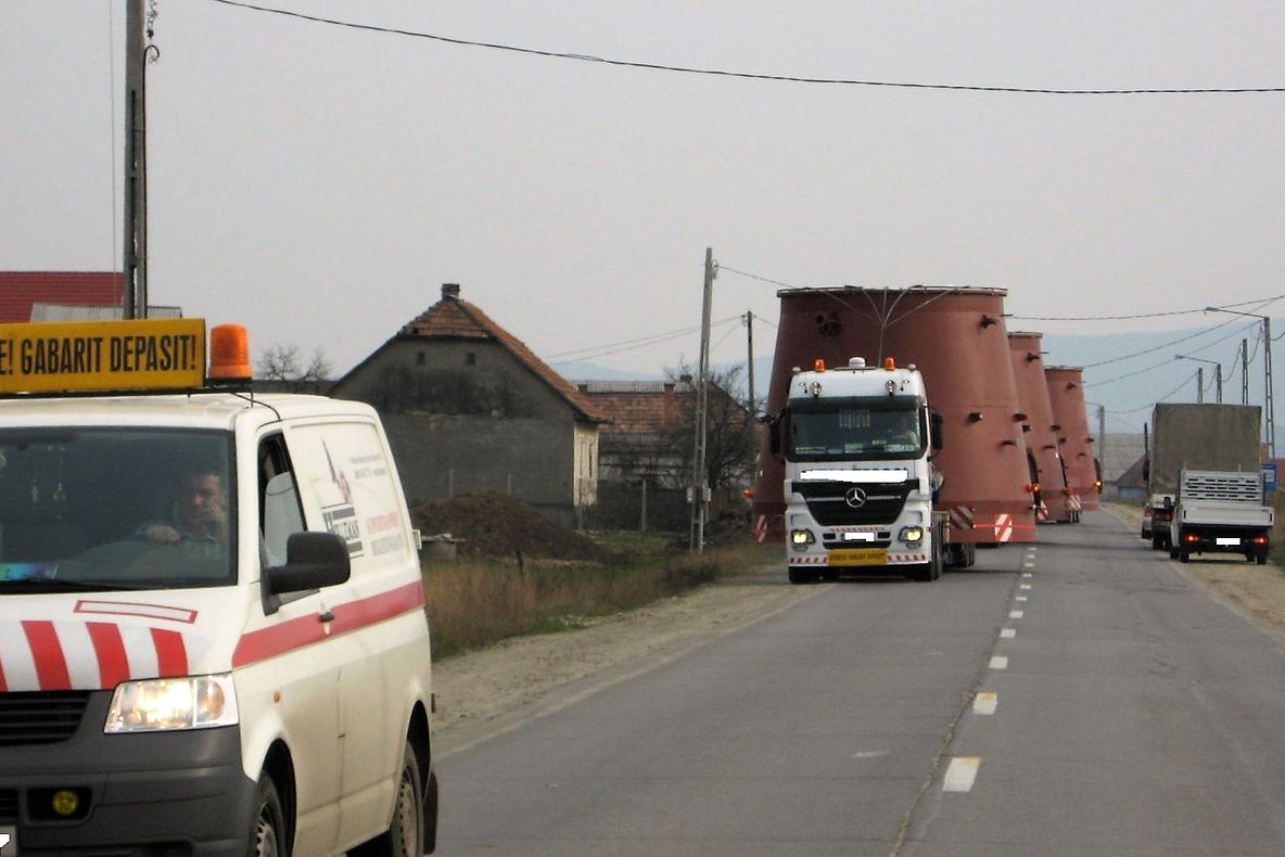 Atenție șoferi! Transport agabaritic pe ruta IMGB București - Port Agigea