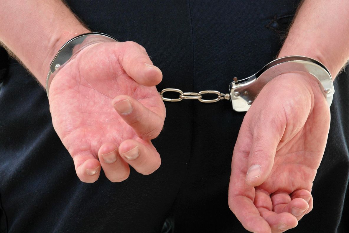 Acuzat de patru fapte de viol, prins la un an de la comiterea primei infracțiuni