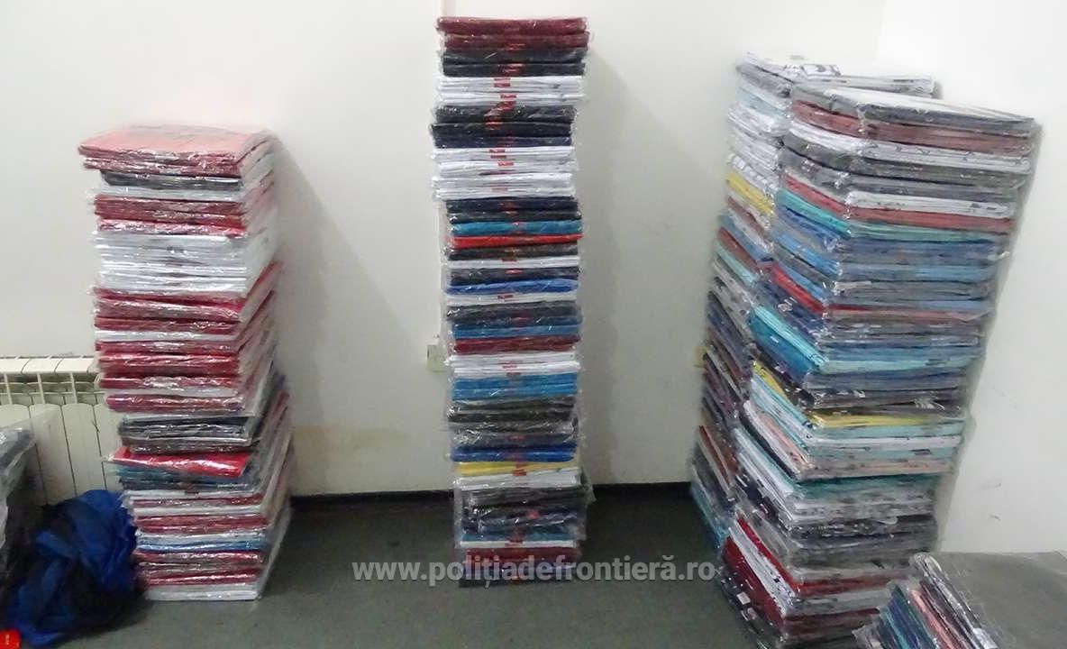 Țesături în valoare de peste un milion de lei, confiscate în Portul Constanţa Sud Agigea
