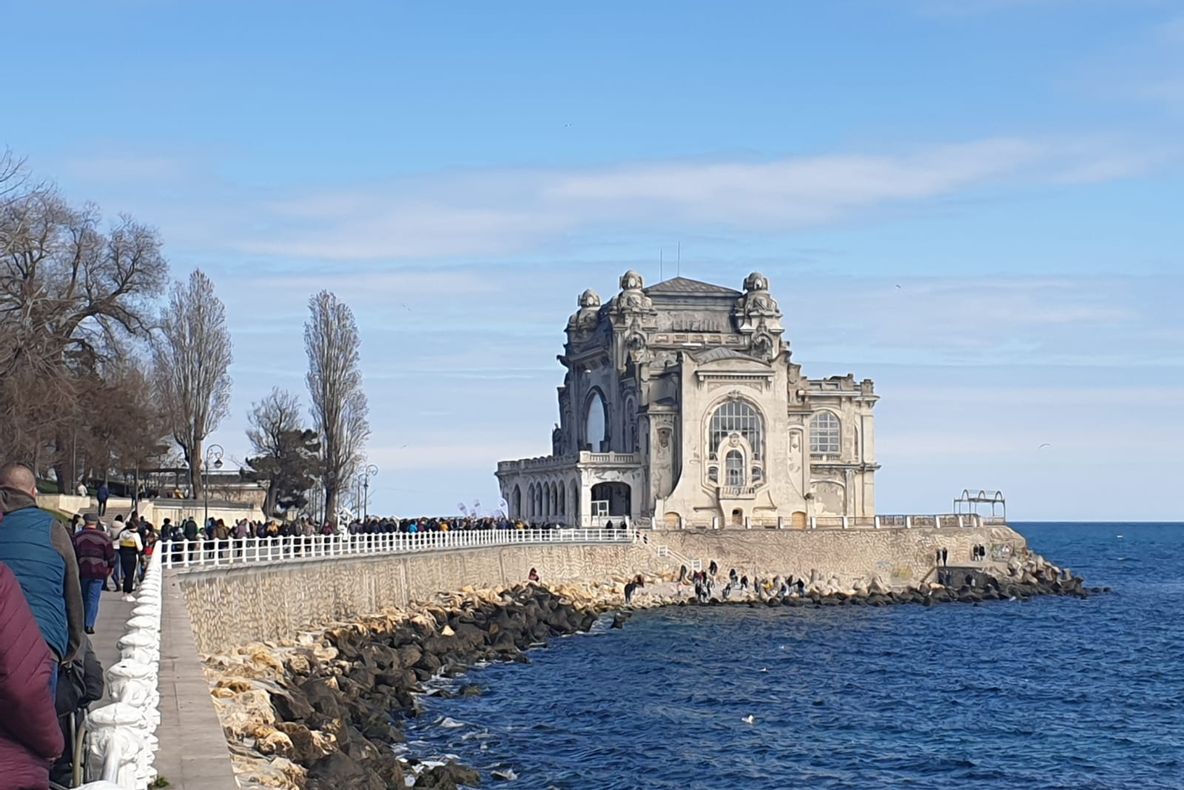 Cercetat penal pentru că strânge fonduri pentru reabilitarea Cazinoului