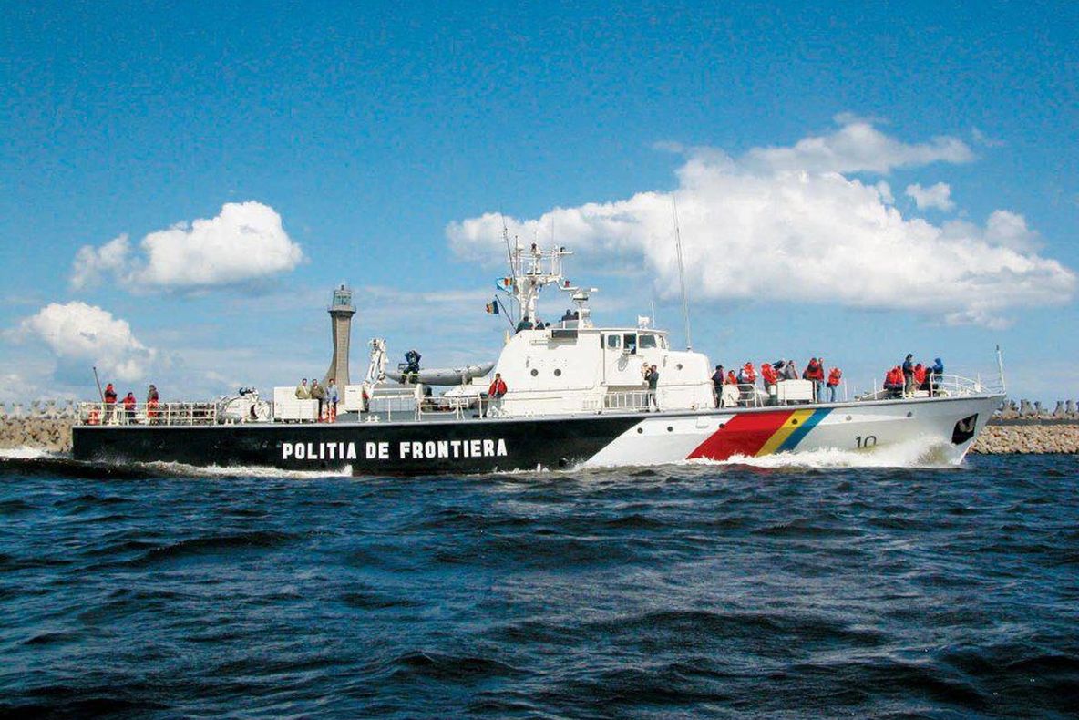 Desfășurare de forțe în Marea Neagră! A cincea zi de căutări a pescarilor dispăruți