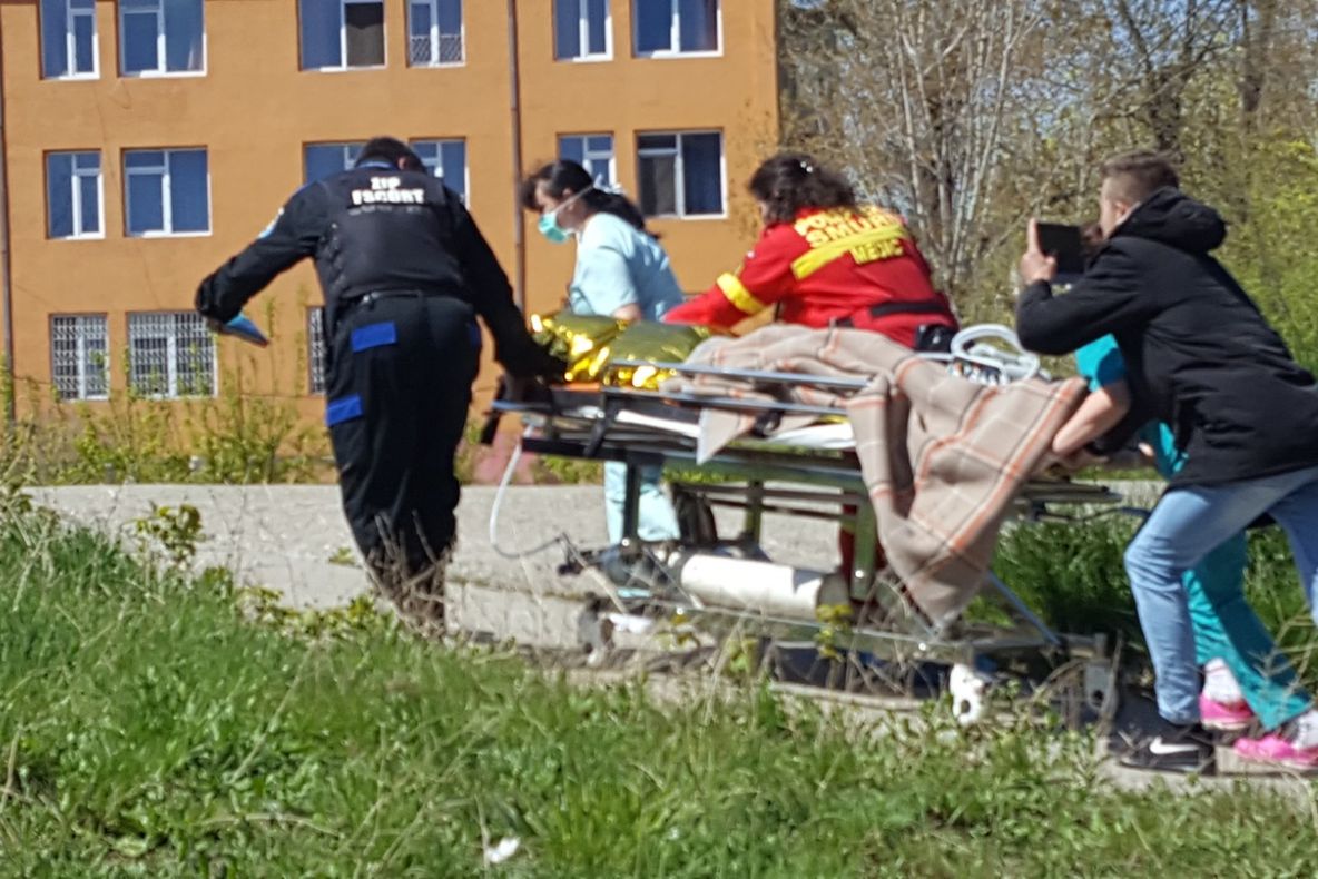 Tânără cu arsuri pe jumătate din corp, transportată de urgență la Bruxelles