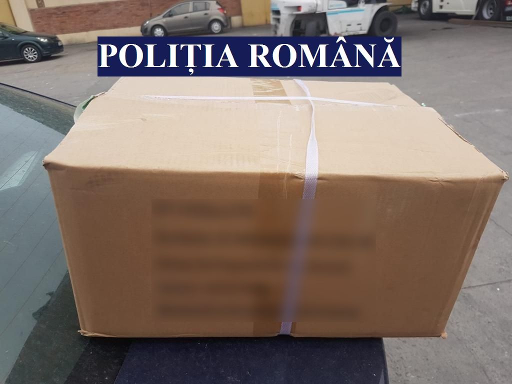 Sute de mii de bunuri contrafăcute, descoperite în Portul Constanța