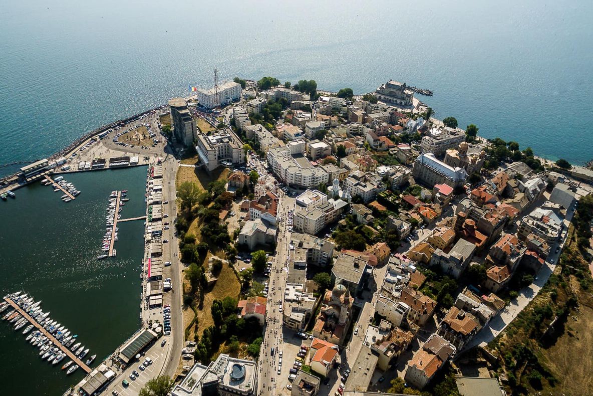 Atenție, constănțeni! De astăzi se restricționează accesul în zona peninsulară!