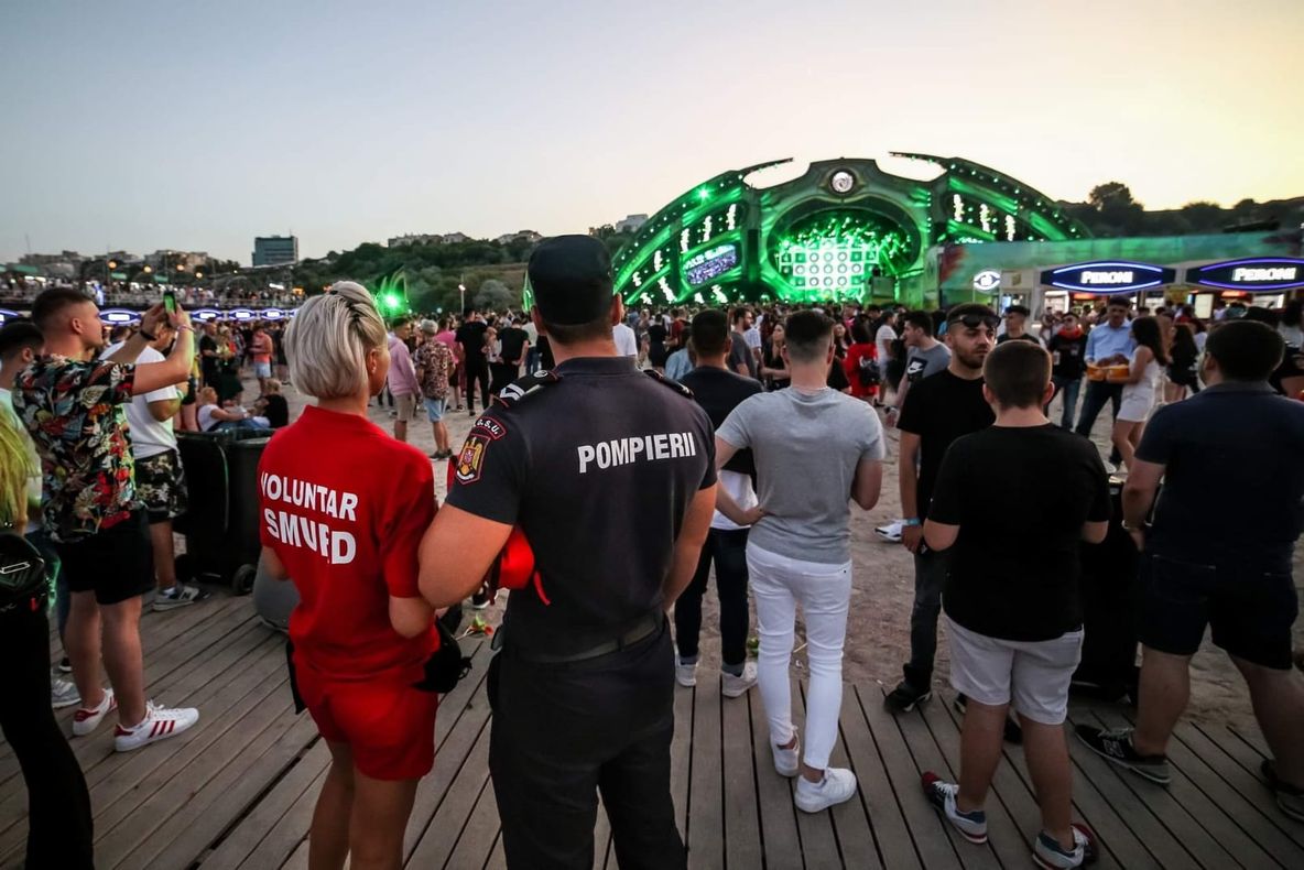 Aproape 500 de persoane au avut nevoie de îngrijiri medicale în a treia zi de Neversea