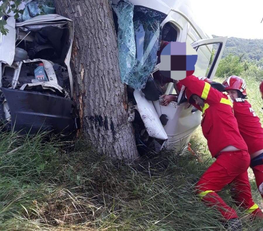 Minorul de 16 ani care a provocat accidentul mortal de la Medgidia, a fost arestat preventiv