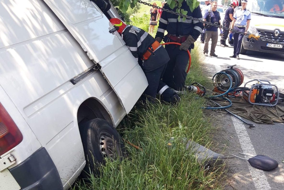 FOTO VIDEO| Cinci persoane au ajuns la spital în urma unui accident la Topraisar